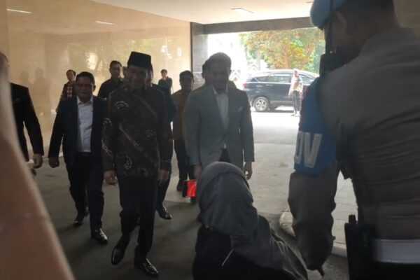 Jokowi Hadiri Pemeriksaan di Bareskrim, Dikawal Ketat Paspampres Jokowi Hadiri Pemeriksaan