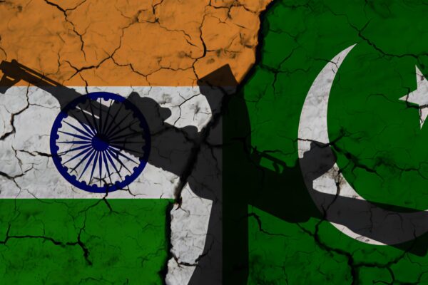 Ketegangan India-Pakistan Memuncak: Saling Tutup Wilayah Udara dan Ancaman Konflik Nuklir Ketegangan India-Pakistan Memuncak