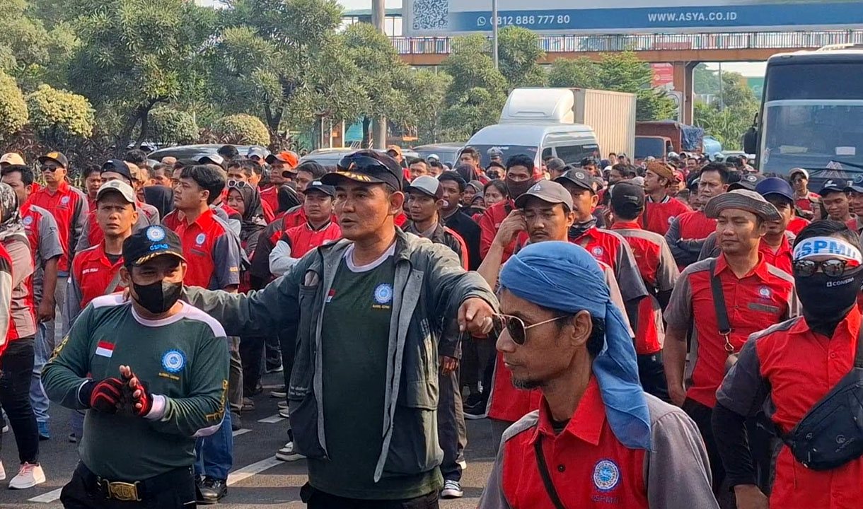 Ribuan Buruh dari Bekasi